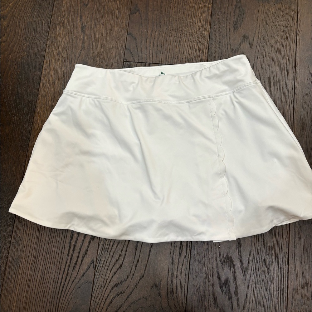 Tuckernuck white 14 inch athletic skirt